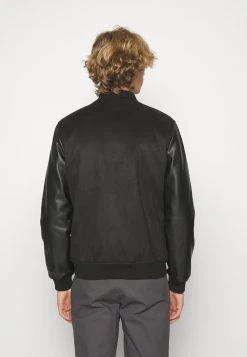 Guess Modern Varsity Jacket - Bomber Jacket - Jet Black -Guess Apparel 8e3210a83279460590047e06fb266bf4