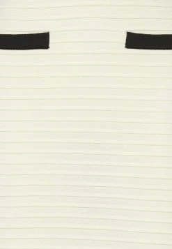 Alba Embossed Skirt - Pencil Skirt - Sandy Shore/Black -Guess Apparel 95fb7e94c1a042a4ab3cb9bdeb2e8bb9