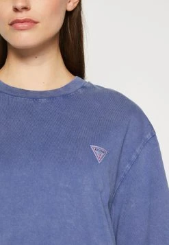 Camp Logo Tee - Print T-Shirt - Cobalt Bloom Multi -Guess Apparel 9a9b73da89fe4b0aab5c2d0af5e2fa4c