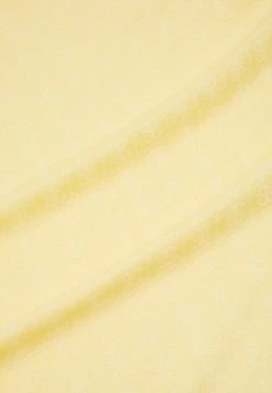 Guess Izzy Scarf - Scarf - Light Lim 9 Guess Izzy Scarf - Scarf - Light Lim -Guess Apparel 9b41021ca3034961a4d6657177914ad9