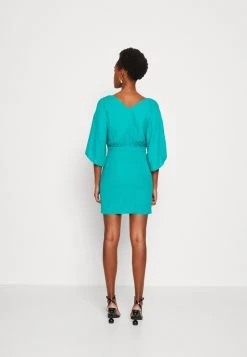 Stella Pencil Dress - Cocktail Dress / Party Dress - Classic Emeral 10 Stella Pencil Dress - Cocktail Dress / Party Dress - Classic Emeral -Guess Apparel 9cae9522d31848398cfe06fda220fced