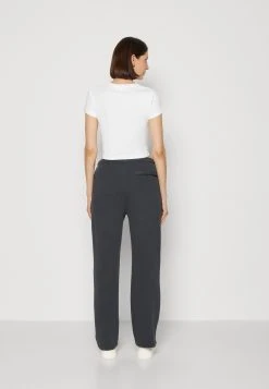 Go Washed Logo Joggers - Tracksuit Bottoms - Jet Black -Guess Apparel a4a03c26762e4bca884e05735a09c6e3