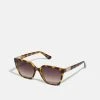 Guess Sunglasses - Dark Havana -Guess Apparel a5f03cb9609a4e2ea0bb953032eaeae9