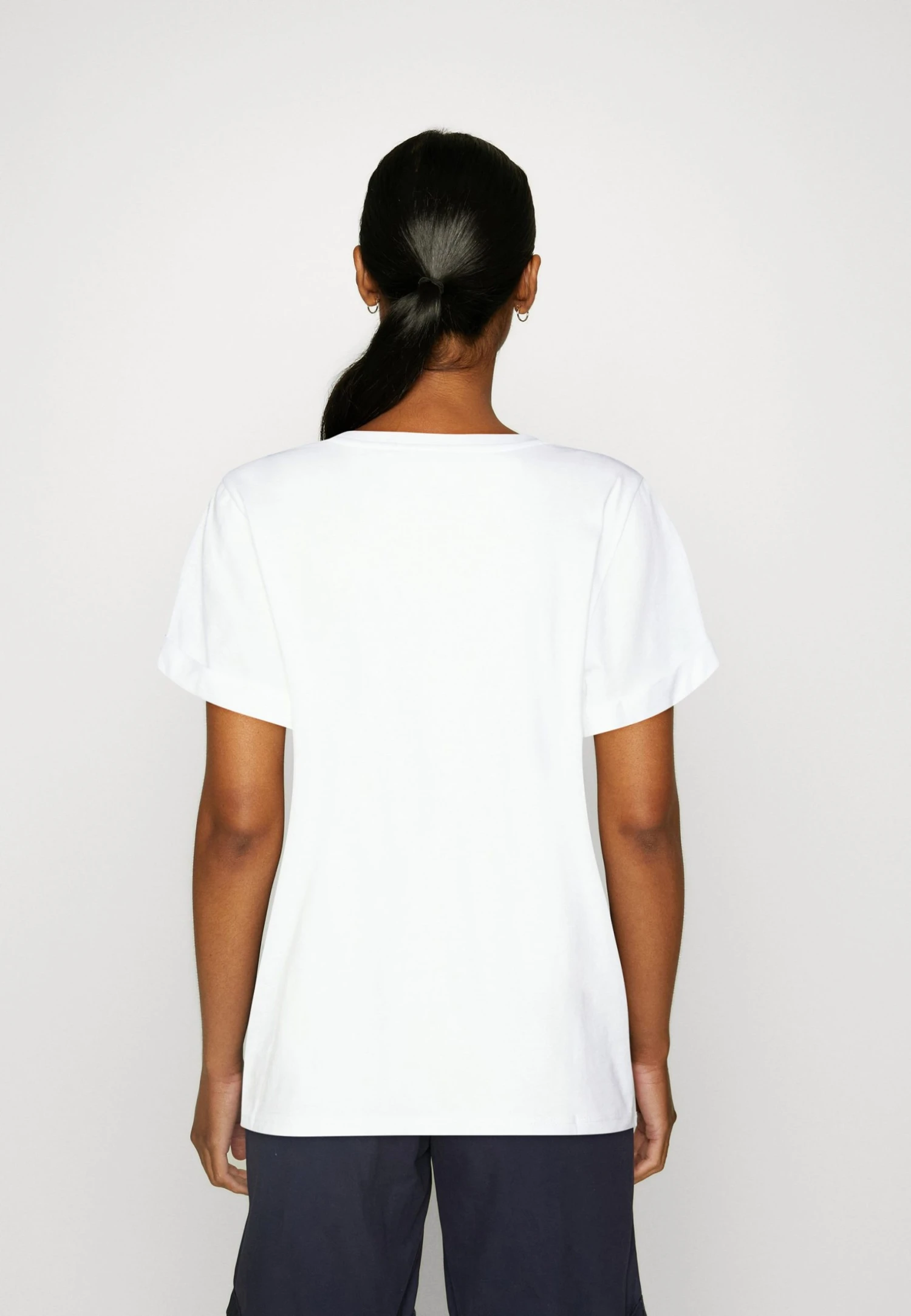 Guess Roll Cuff - Print T-Shirt 5 Guess Roll Cuff - Print T-Shirt - Image 3