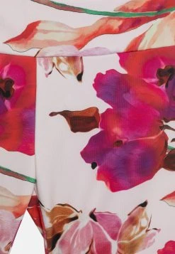 Guess Junior Bermuda - Shorts - Butter Macro -Guess Apparel ab304b21ea7448e7a4c2fa143c86dd19