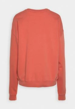 Go Baker Logo Crewneck - Sweatshirt - Peach Peel Multi-Coloured -Guess Apparel abd6959c059c4ca0a6943bbb6a9ade77