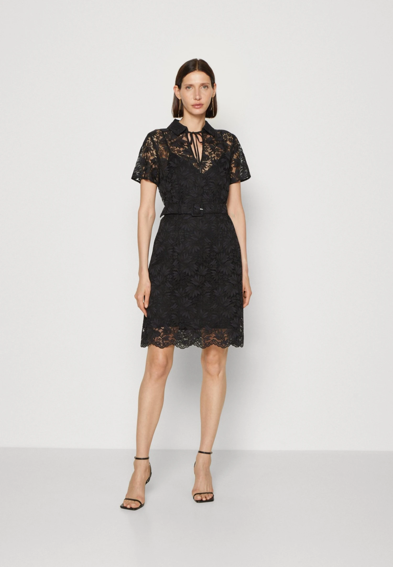 Guess Brunella Belted Dress - Cocktail Dress / Party Dress - Jet Black