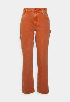 Sade Carpenter- Straight Leg Jeans - Real Orange -Guess Apparel b02b1563f24a45b4a342a56e24af4793