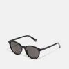 Guess Unisex - Sunglasses - Shiny Black -Guess Apparel b03d8a165b2a4e3a909cdef6fd6f72be