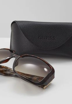 Guess Sunglasses - Dark Brown -Guess Apparel be3b7ae8e9ca4e6790ec7f113b593aee