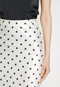 Guess Linda Flare Skirt - A-Line Skirt -Guess Apparel c179028e5df84bf89cf8fb5b8d199151