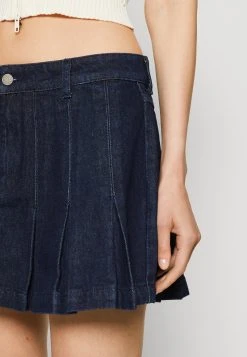 Tennis Skirt - Mini Skirt -Guess Apparel c3adc969939141acb33e96dec746a60b