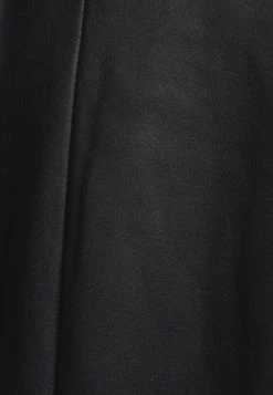 Stealth Skirt - Pencil Skirt - Jet Black -Guess Apparel c83f143352a94bf79f59e8560eafe378