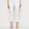 Guess 1981 Capri - Trousers - Pure White -Guess Apparel c8d16469c40d437983d43bcf64366331
