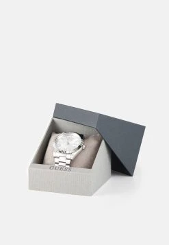Guess Connoisseur Unsiex - Watch - Silver-Coloured -Guess Apparel cdf48a31a97e4d66917dfd8fa6865146