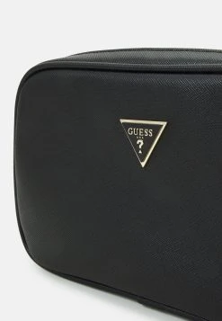 Guess Small Necessaire - Wash Bag - Black -Guess Apparel d0d4844b71524ab5929f5d2ab09d4a4d