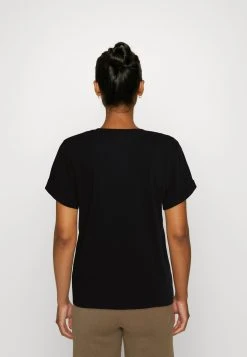 Guess Roll Cuff - Print T-Shirt - Jet Black -Guess Apparel dbb0219d43004f61a7b3ffaf338a9ae0