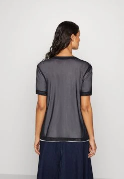 Shirley 2-In-1 - Print T-Shirt 10 Shirley 2-In-1 - Print T-Shirt -Guess Apparel dcedb3614a2d46b1b7b150c26ebdf08e