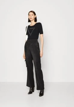 Guess Elora Triangle Logo - Print T-Shirt - Jet Black -Guess Apparel de8ca21e154a40b2b843ac8d00dca791