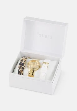 Guess Montage - Watch - Gold-Coloured -Guess Apparel df8bf464ec2840cb9d7ca8dce20f93fd