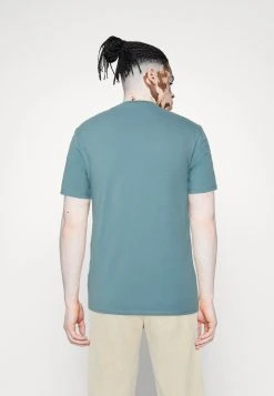 Guess Cn Ss Core Str - Basic T-Shirt - Honest Blue -Guess Apparel e0204fbf177343bab414a9fe62b7bb4f