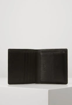 Guess New Boston- Wallet - Schwarz -Guess Apparel e15e732ccb74466cbe89a65b3aefc0e3