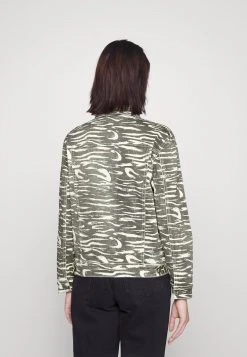 Go Zebra Jacket - Denim Jacket - Jet Black Multi -Guess Apparel e1dd80b0fe934245b2af8347d7ba68dd