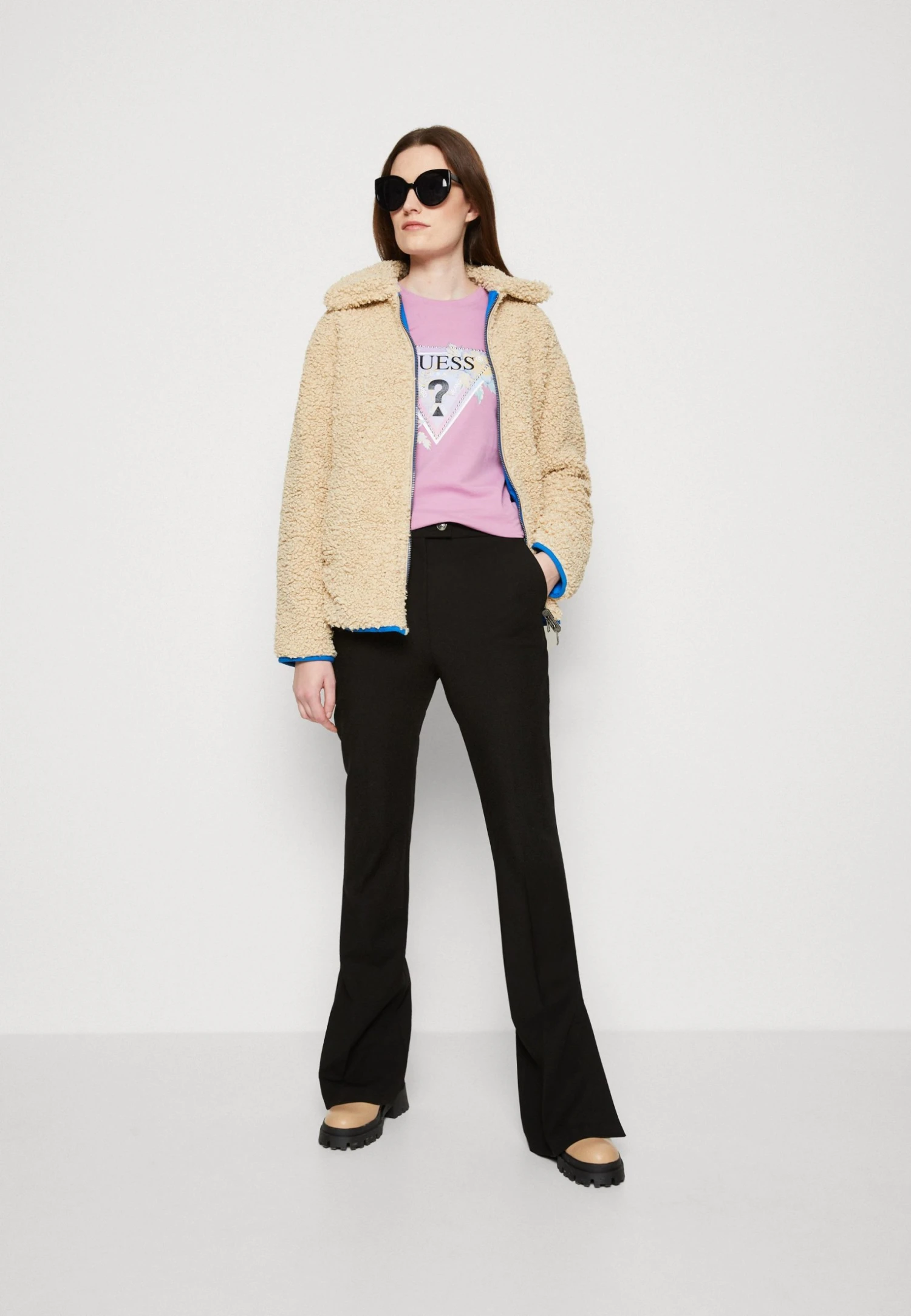 Go Laura Reversible Sherpa - Summer Jacket - Biscotti 4 Go Laura Reversible Sherpa - Summer Jacket - Biscotti - Image 2