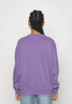 Go Baker Logo Crewneck - Sweatshirt - Light Iris Multi -Guess Apparel e6b2dfae174e4e2480707efe7cf0a58a