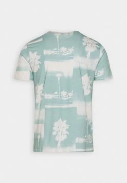 Guess Ss Bsc La Palms Tree- Print T-Shirt - Lagoon Fog 13 Guess Ss Bsc La Palms Tree- Print T-Shirt - Lagoon Fog -Guess Apparel e71893df20524ec1af8752b5b9b07193