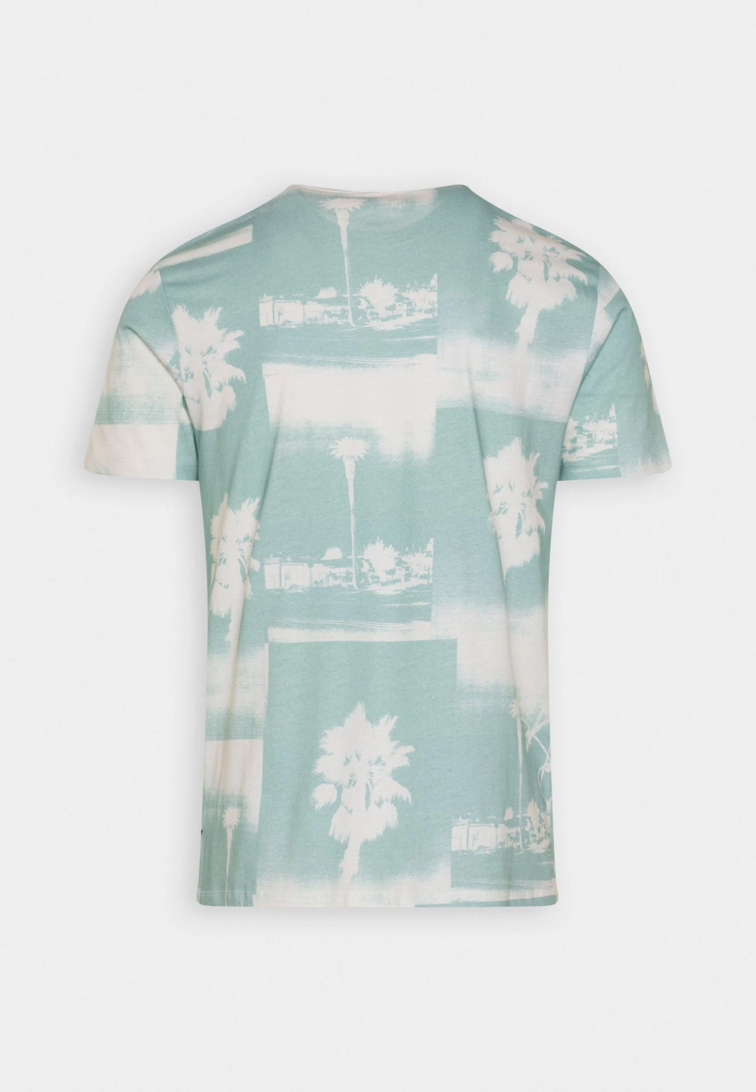 Guess Ss Bsc La Palms Tree- Print T-Shirt - Lagoon Fog 8 Guess Ss Bsc La Palms Tree- Print T-Shirt - Lagoon Fog - Image 6
