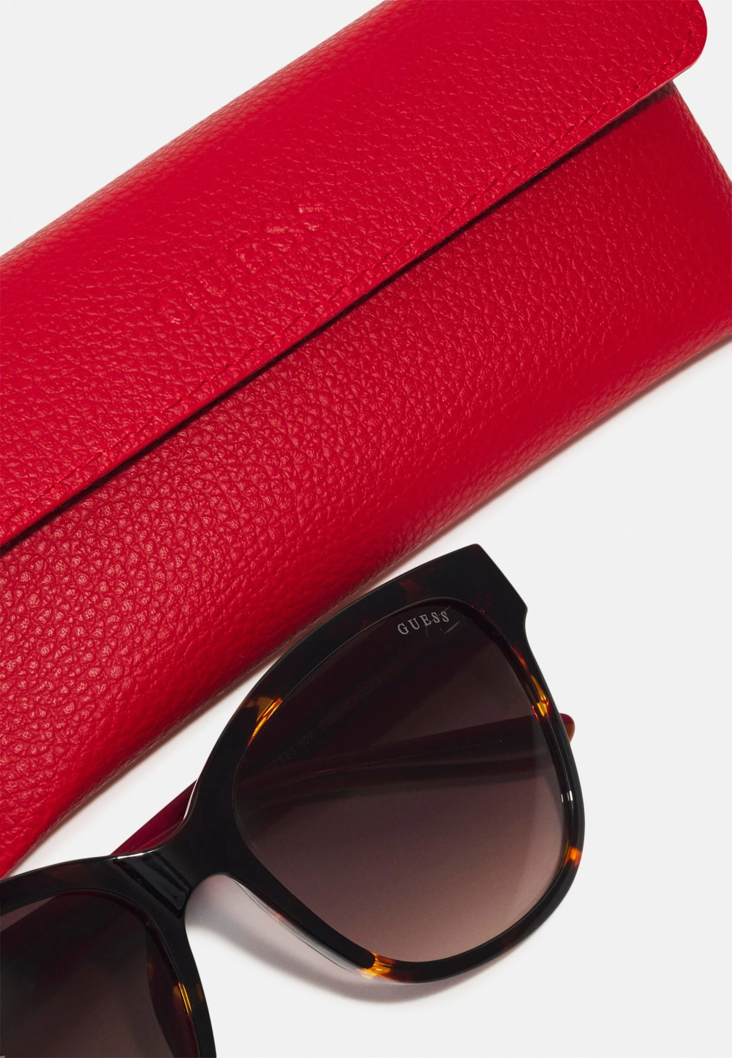 Guess Sunglasses - Brown 6 Guess Sunglasses - Brown - Image 4