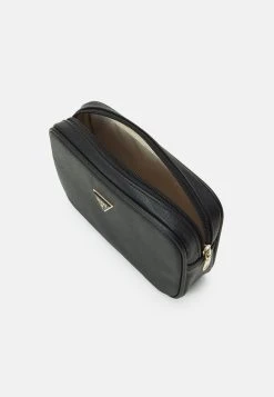 Guess Small Necessaire - Wash Bag - Black -Guess Apparel eaf8cbeb9132401997388ddc9f048367