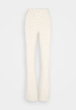 Guess Lise 4G Logo Swtr - Trousers 12 Guess Lise 4G Logo Swtr - Trousers -Guess Apparel eba80e3983d04f50bfa0ccfe89f8a83c