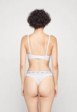 Guess Carrie - Thong -Guess Apparel f0059302605141d0a36f5eb2f2fdd252