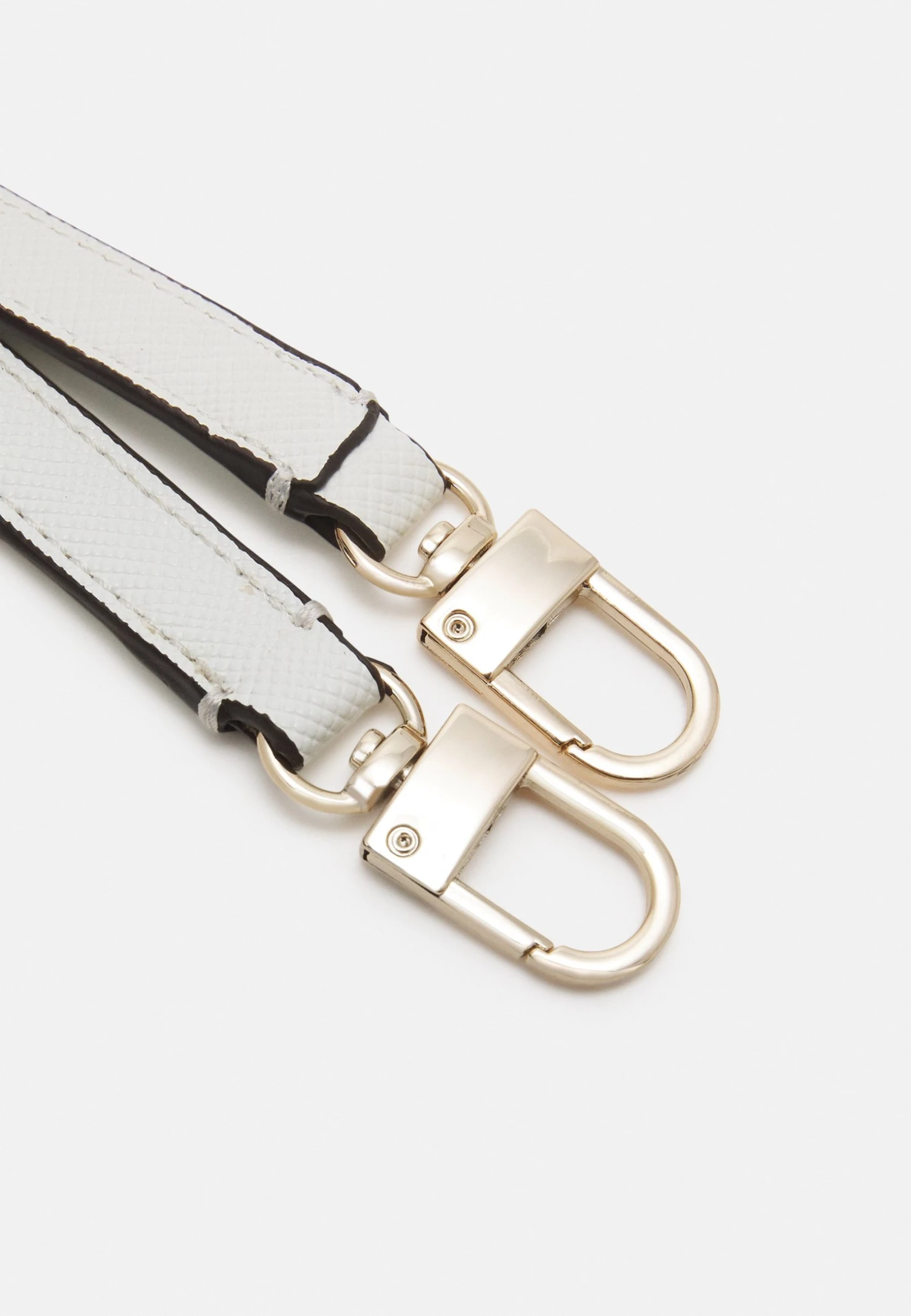 Guess Noelle Pouch Crossbody - Handbag - White 7 Guess Noelle Pouch Crossbody - Handbag - White - Image 5