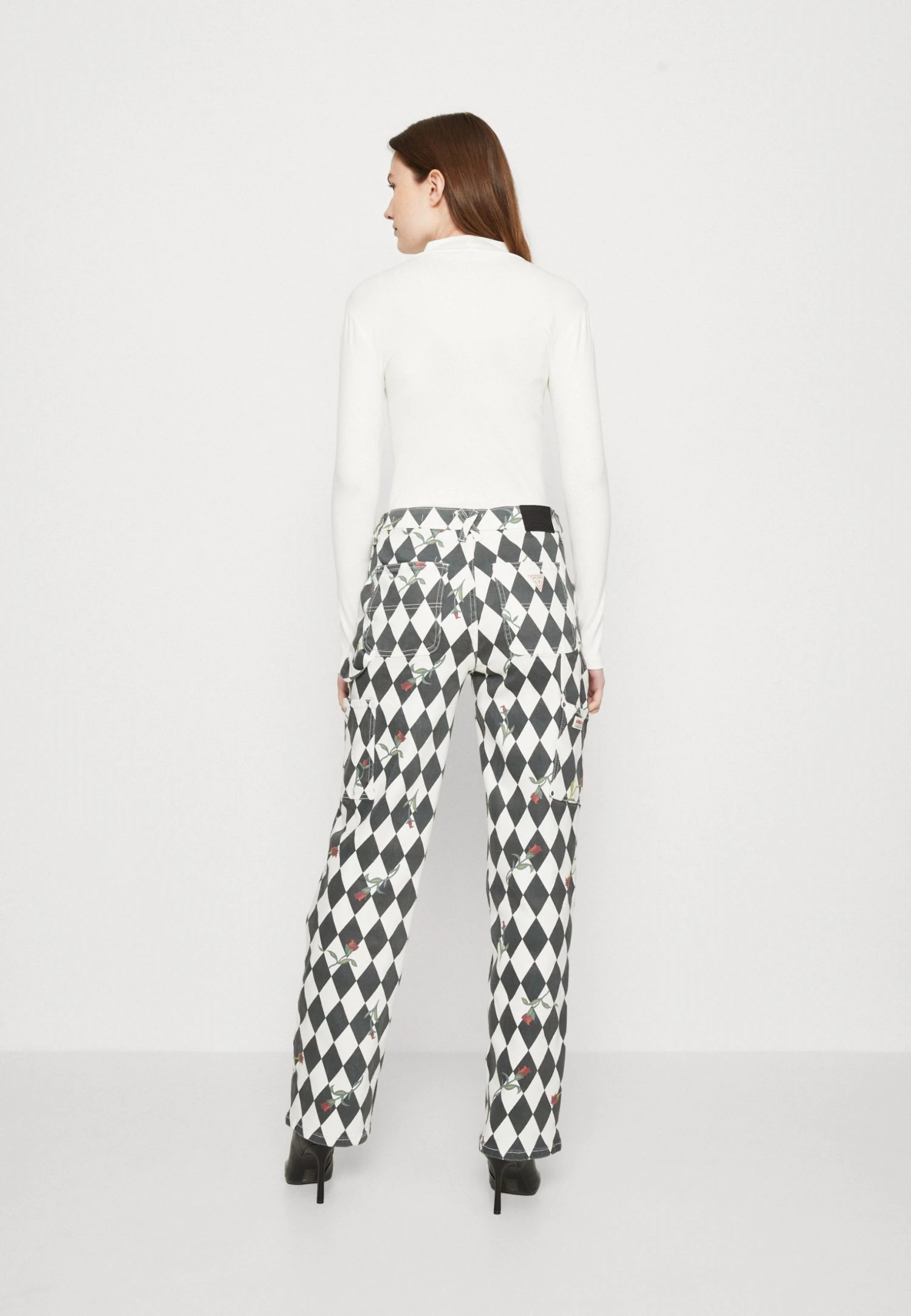 Go Rose Diamond Carpenter Pant - Relaxed Fit Jeans - Jet Black Multi 5 Go Rose Diamond Carpenter Pant - Relaxed Fit Jeans - Jet Black Multi - Image 3