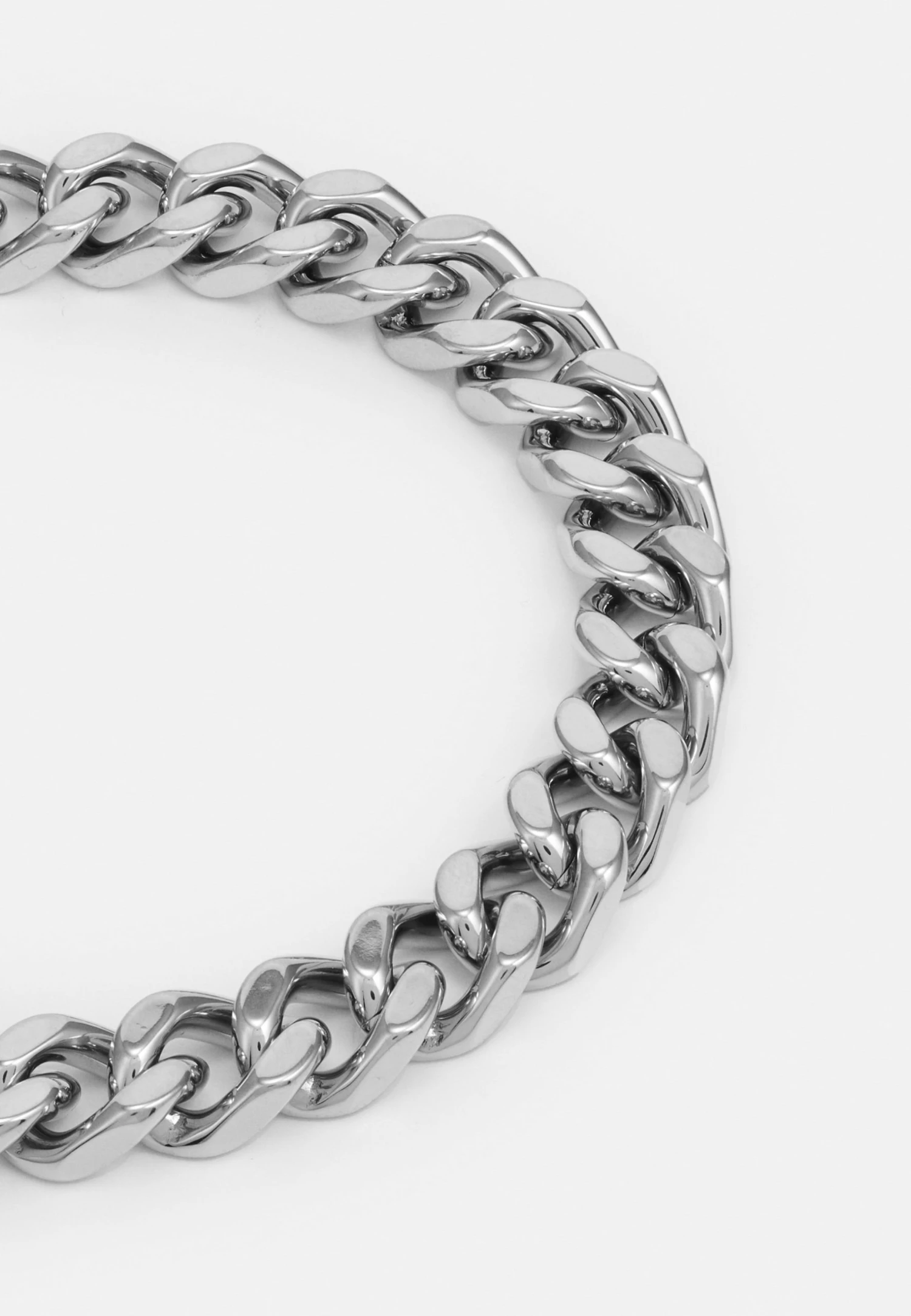 Guess Curb Chain Unisex - Bracelet - Silver-Coloured 6 Guess Curb Chain Unisex - Bracelet - Silver-Coloured - Image 4
