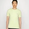 Guess Cn Ss Core Str - Basic T-Shirt - Vintage Lime