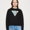 Go Gia Logo Crewneck - Sweatshirt - Jet Black Multi 1 Go Gia Logo Crewneck - Sweatshirt - Jet Black Multi -Guess Apparel f523d1092347450caaf2fb9bc850b90f