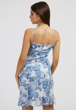 Guess Straps Amal - Day Dress - Hellblau -Guess Apparel f844d760406d4e5a8426ef442410feed