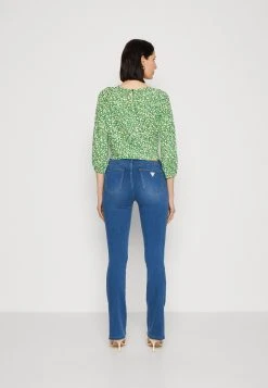 Guess Flared Jeans - Silky Mid -Guess Apparel f9f0b7ac4e204cd58525eff18d0f2fe7